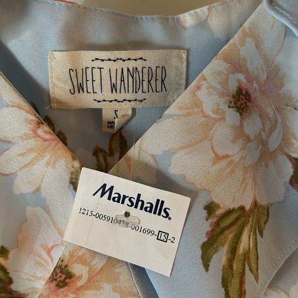 Sweet Wanderer: Blue Floral: Dress Small: see photos for measurements - Picture 2 of 6